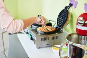 lack Friday Waffle Iron Deals