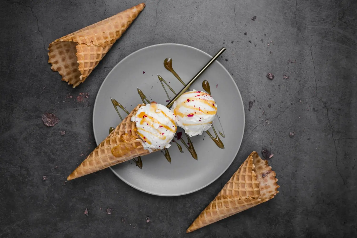 how to make suagr and waffle cones at home