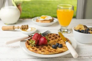 fresh juice and waffle pairing